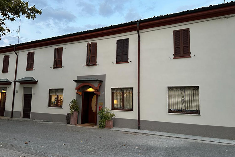 esterno-casa.jpg