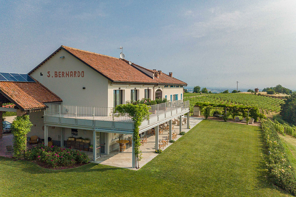 braida-wine-resort-B&B-Curej-cascina-san-bernardo-rocchetta-tanaro-monferrato-asti.jpg