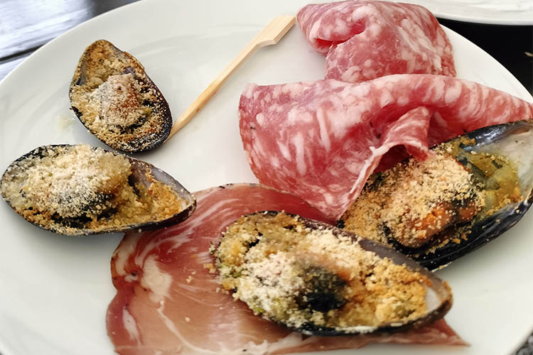 cozze-salumi.jpg