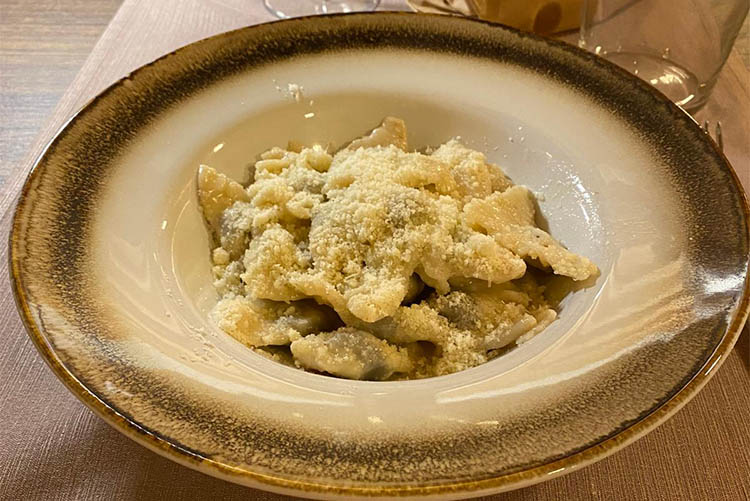 tortelli cremaschi.jpg