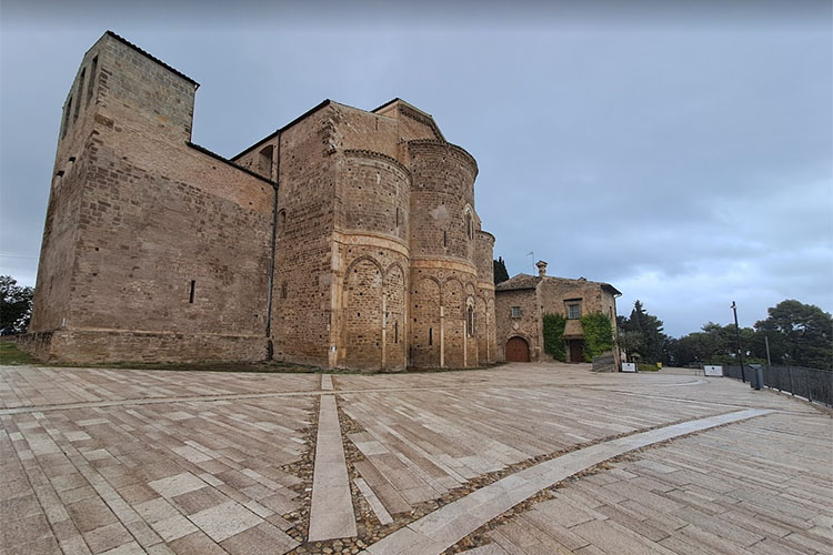 Abbazia San Giovanni in Venere copia.jpg